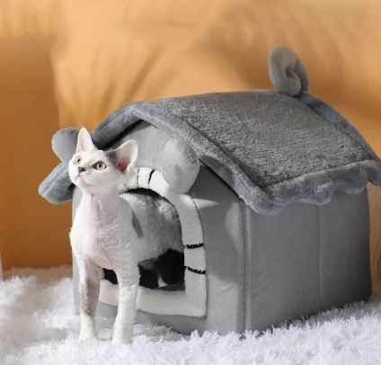Plush Pet Nest Bed – Cozy Coral Fleece Cave Bed for Cats & Small Dogs