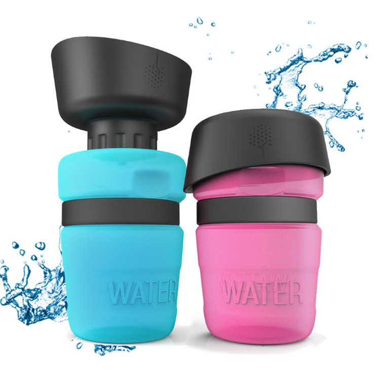 Portable Dog Water Bottle — Leak-Proof, BPA-Free, 520ml & 600ml (3 Colors)