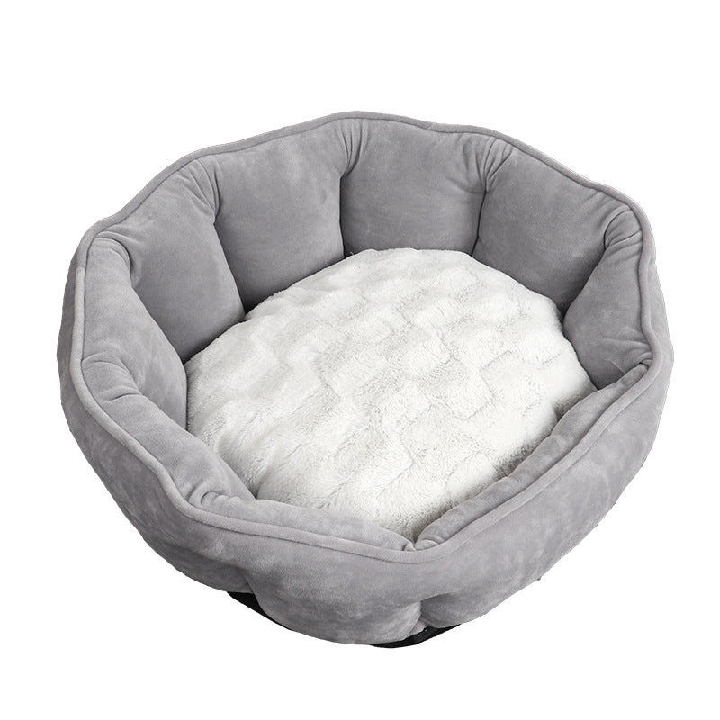 Hooded Shell-Shaped Cat Bed – Semi-Enclosed Plush Nest for Cats & Small Dogs