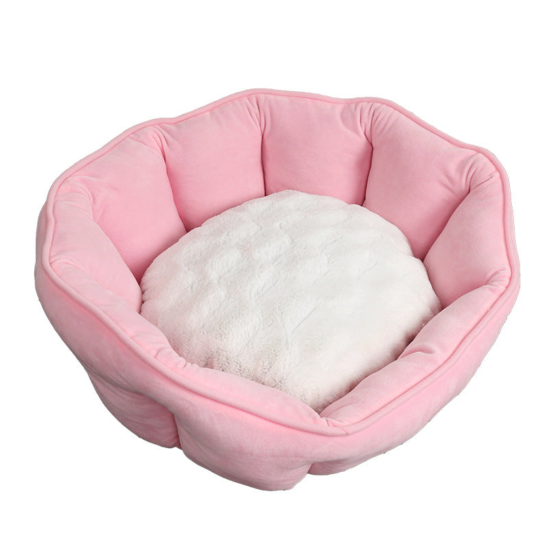 Hooded Shell-Shaped Cat Bed – Semi-Enclosed Plush Nest for Cats & Small Dogs