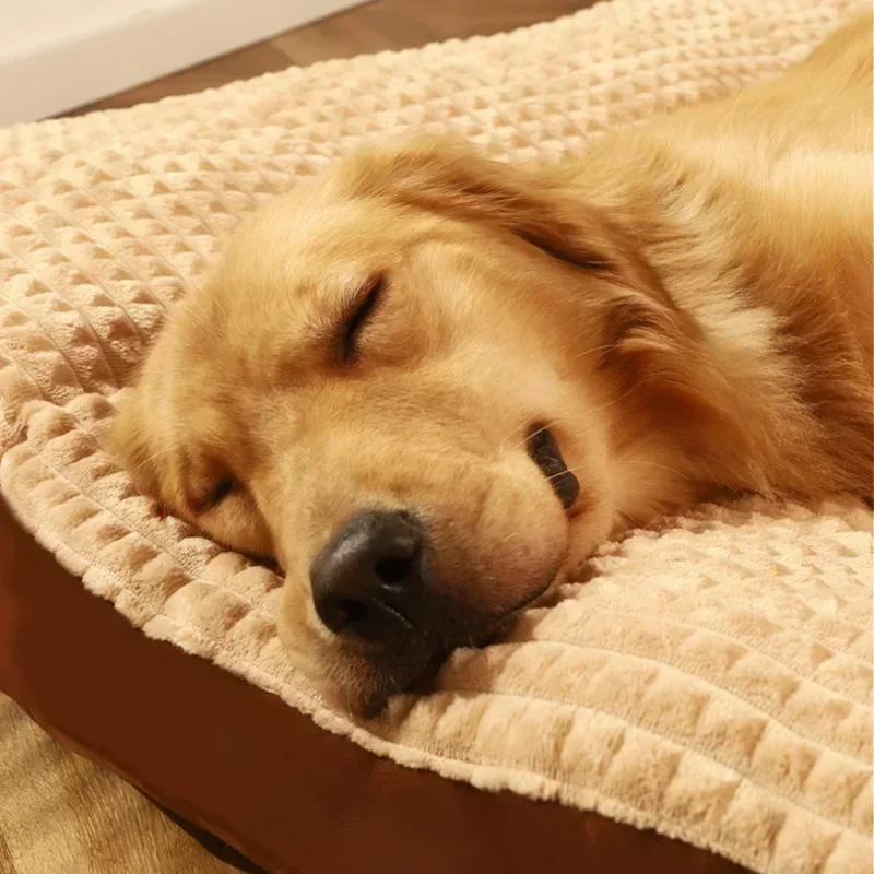 Cozy Fleece Pet Bed